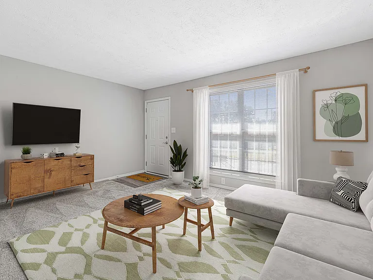 Regency Park Apartments — Photo 12