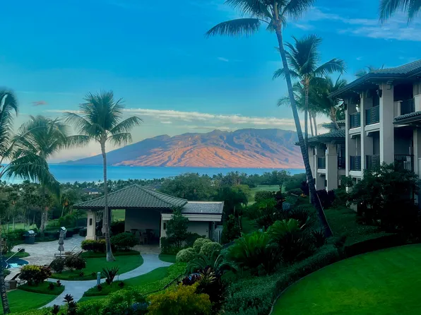 47 Wailea Gateway Pl Unit 202, Kihei, HI 96753