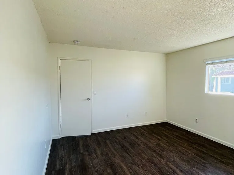 129 E Santa Ana St — Photo 19