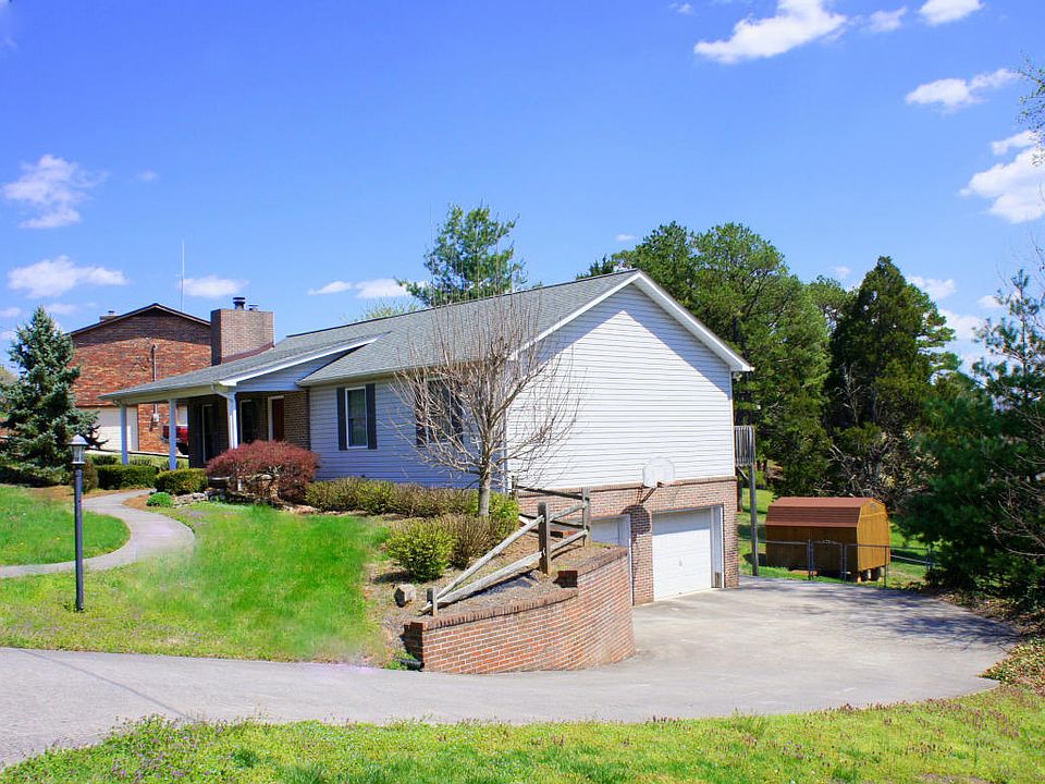 1st image of 4532 Cobblestone Cir
