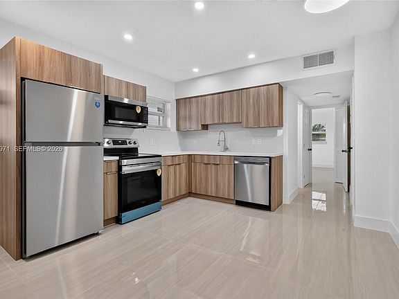 3rd image of 1740 Funston St #8