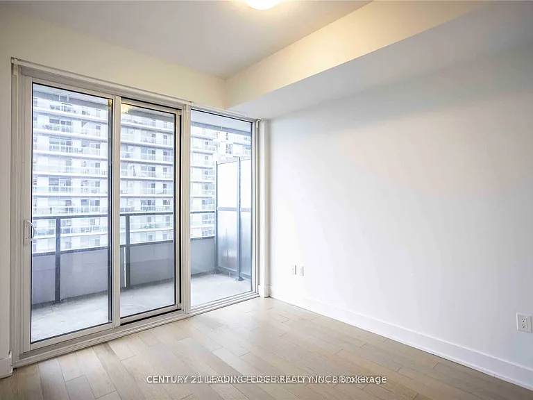 30 Shore Breeze Dr #2614 — Photo 24