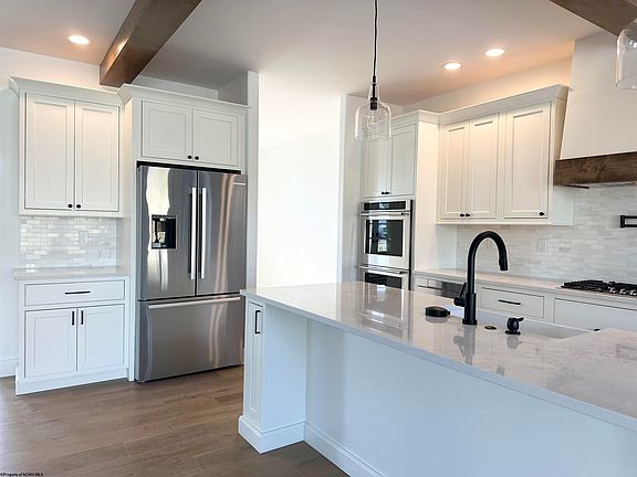 4th image of 171 Southwind Cir