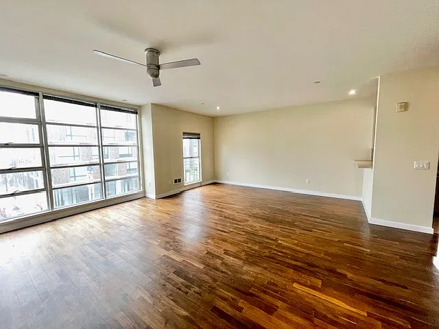 2 bed, 1017 sqft, $4,750 — Photo 3