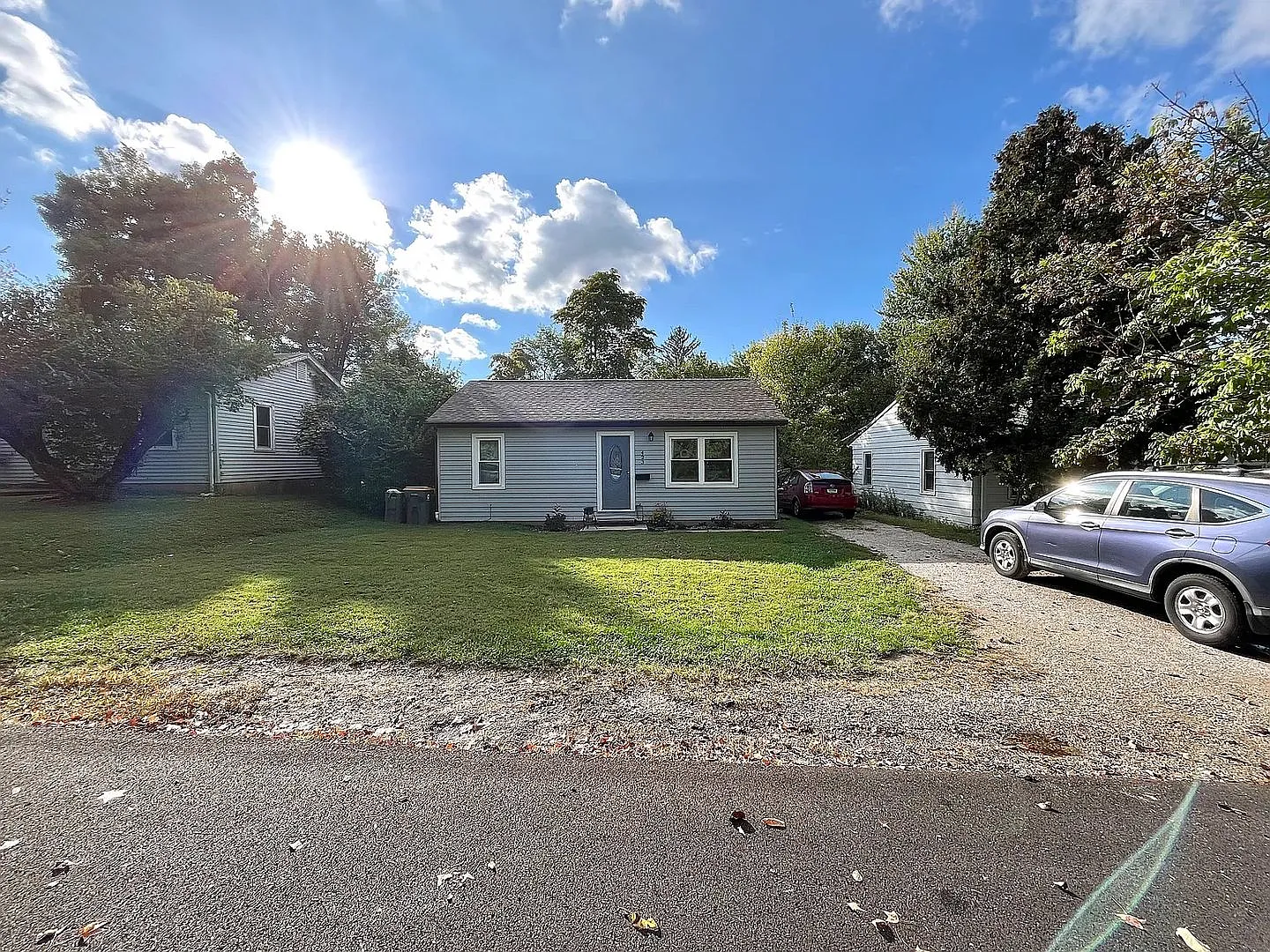 2BR Across the street from Campus! — Photo 3