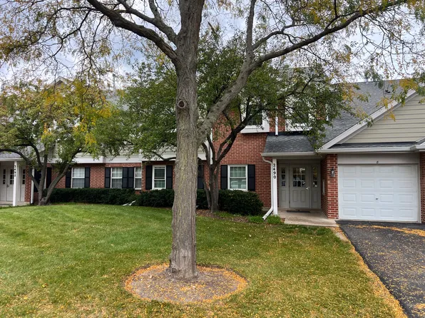 2490 Charleston Dr Unit 6, Schaumburg, IL 60193