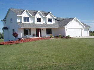 4180 Gemstone Trl, Green Bay, WI 54311