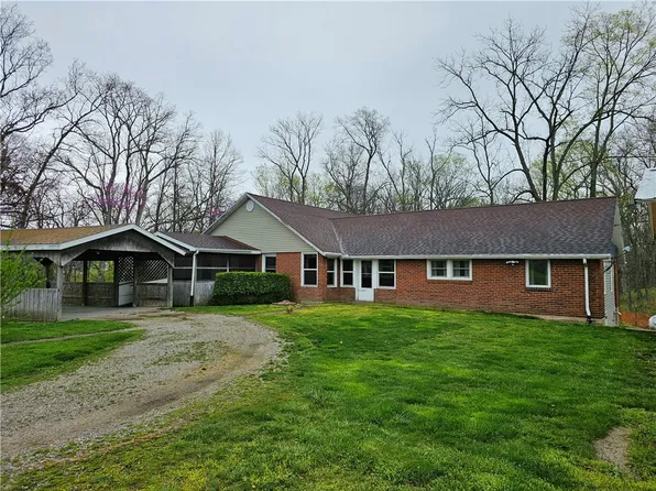1960 County Road 500n, Greenup, IL 62428