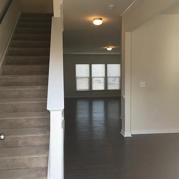 2400 Mynster Dr — Photo 12