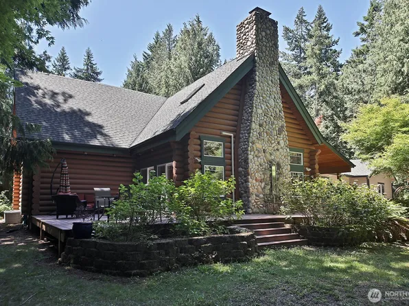 4345 Glendale Rd, Clinton, WA 98236