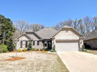 227 N Ridge Dr, Saltillo, MS 38866