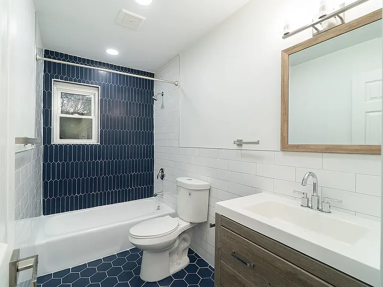 501 Adams Ln #6H — Photo 10