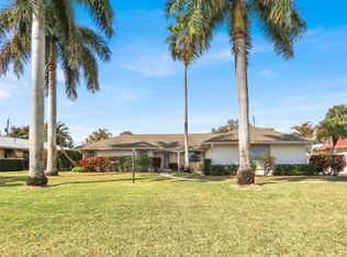 36 SE Saddle Back Rd, Jupiter, FL 33469