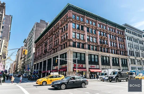 Sold by Bond New York | media 14