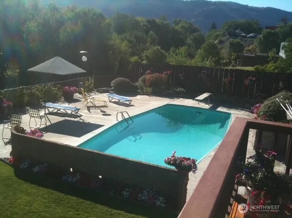 10 Westlake Road, Oroville, WA 98844
