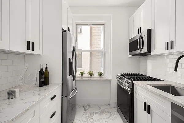 Sold by Corcoran | media 6