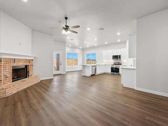 3rd image of 6918 56th St