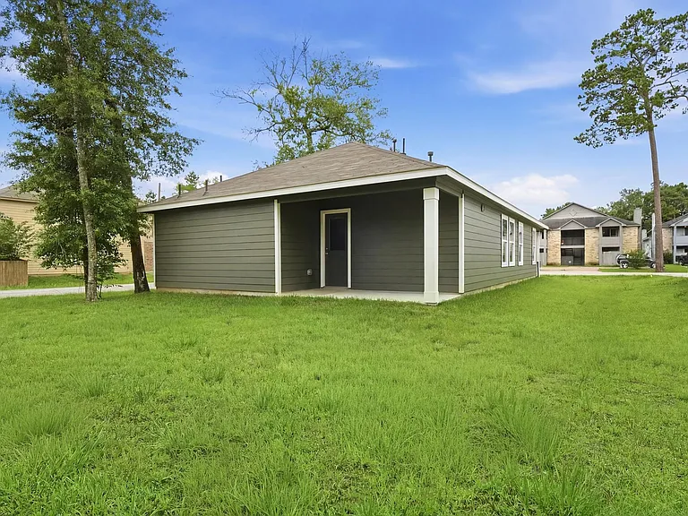 815 Jefferson Ave — Photo 40