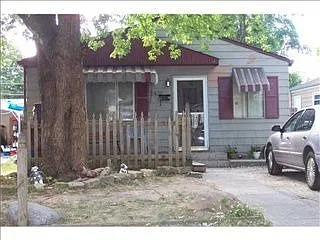 1436 Saint Peter St photo 1