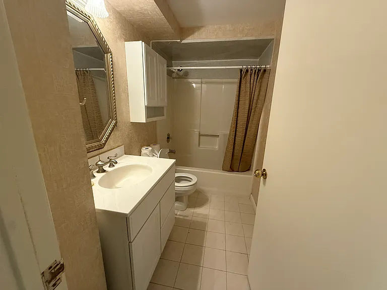 310 Lookout Ave #106 — Photo 7