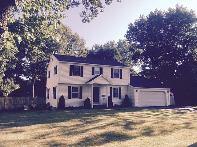 1st image of 14 Sandalwood Ln