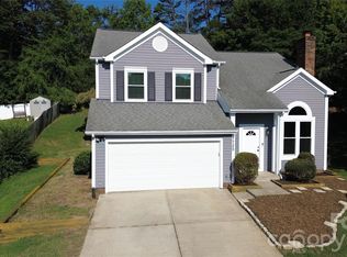 7725 Batavia Ln, Charlotte, NC 28213