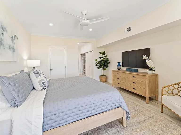 2051 NE Ocean Blvd #C13 — Photo 10