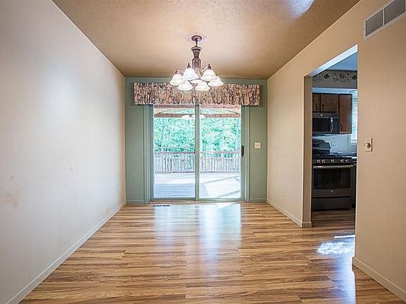 4th image of 1319 Beacon Ct