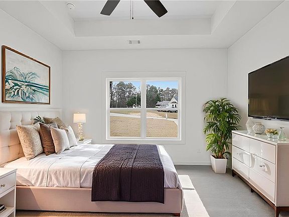 5th image of 1021 Drummond Rd