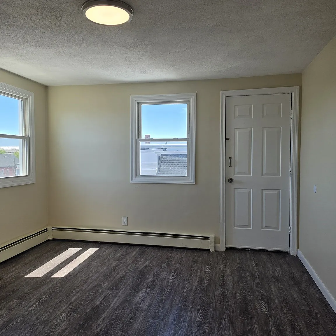 1 bed, 1.0 bath, 502 sqft, $1,850 — Photo 3