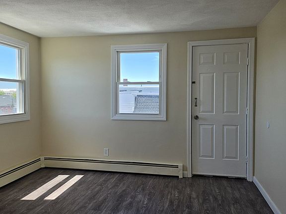 3rd image of 838 Western Ave #4