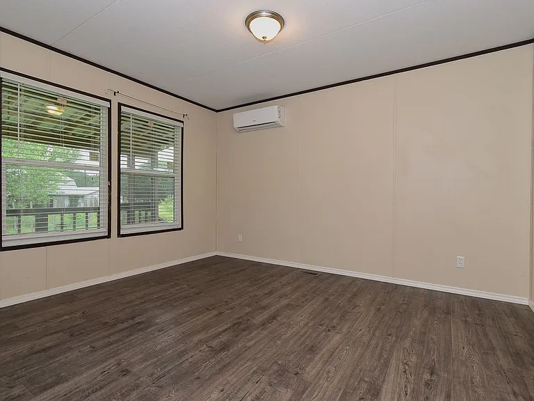550 Quail Run Cir — Photo 19
