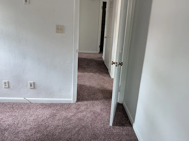 205 Lineberry Rd — Photo 6