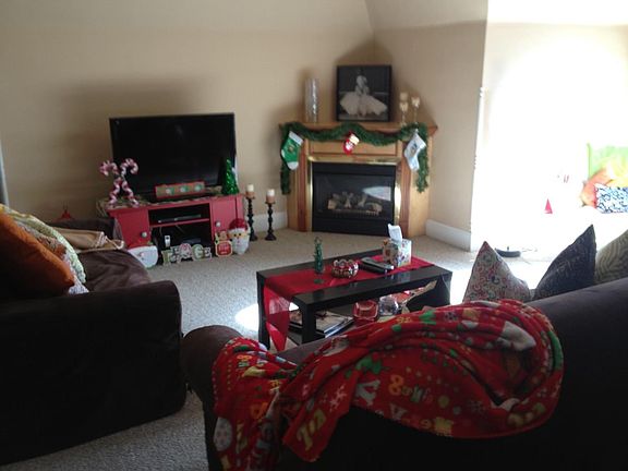 4th image of 222 E Pleasant St APT 3