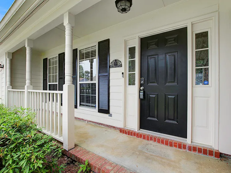 442 Indigo Rd — Photo 2