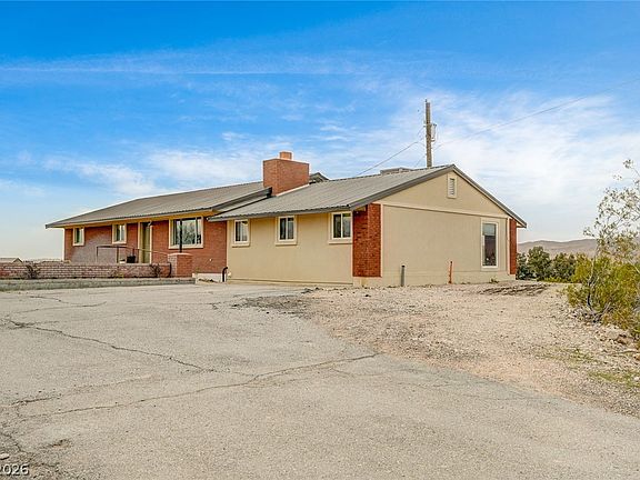 2nd image of 4050 Milky Way Cir