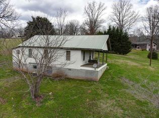 556 Queen Rd, Epworth, GA 30541