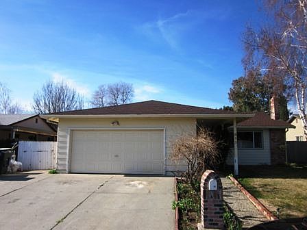 1st image of 615 Peterson Ln