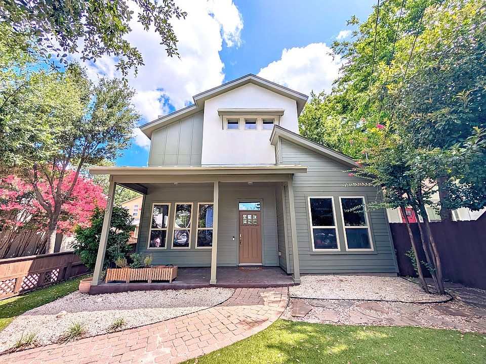 1st image of 910 Romeria Dr #A