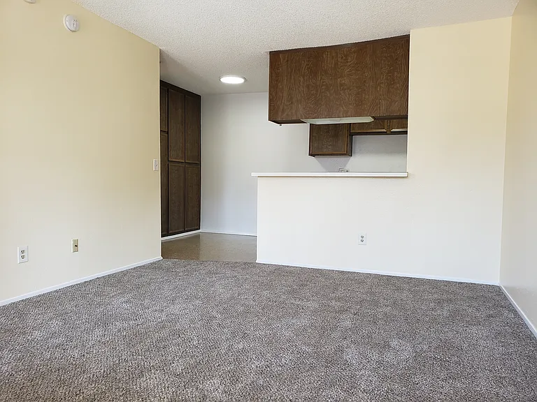 Vista Del Rio Apartments — Photo 12