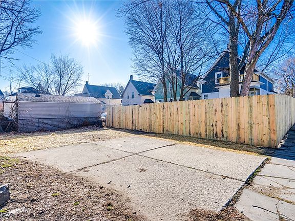 5th image of 3710 Memphis Ave