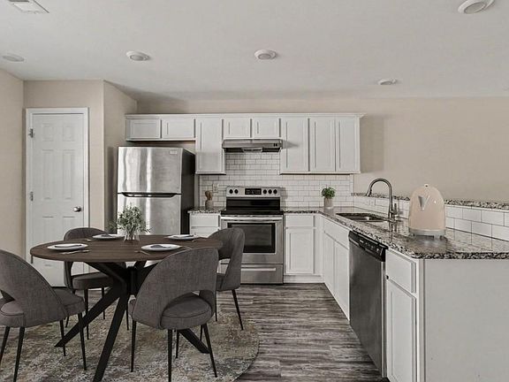 3rd image of 720 Keeshono St