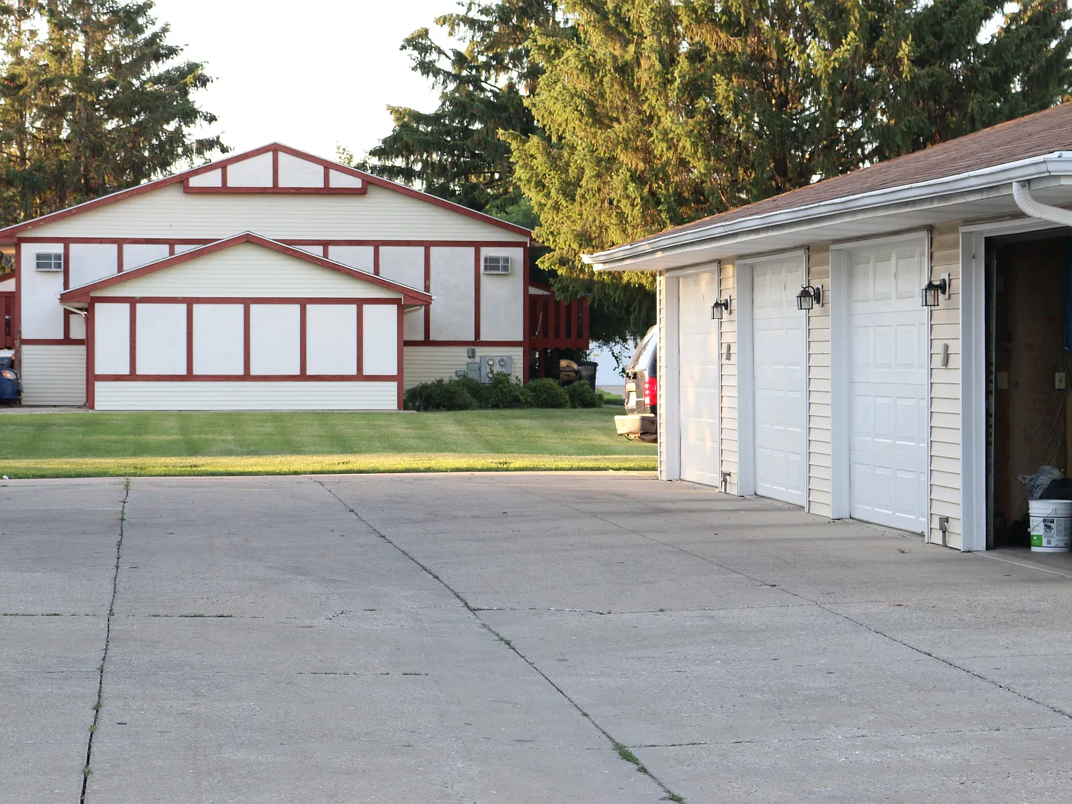 3 bed, 1150 sqft, $1,450 — Photo 3