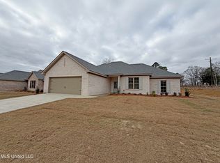 204 Anderson Oaks Dr, Pearl, MS 39208