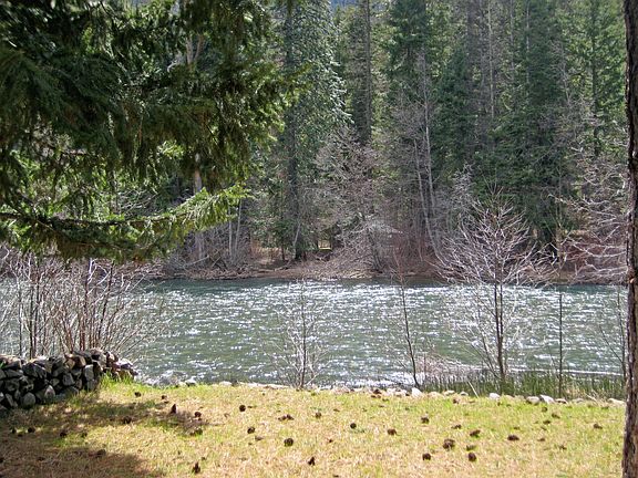 Double Lot Riverfront