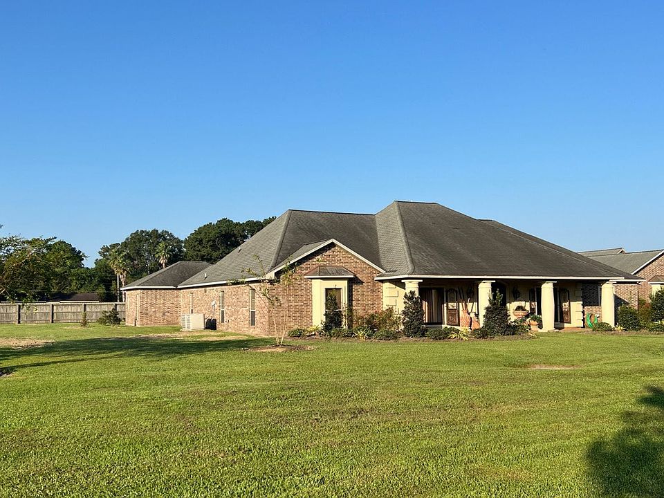 10940 Holly St, Maringouin, LA 70757 Zillow