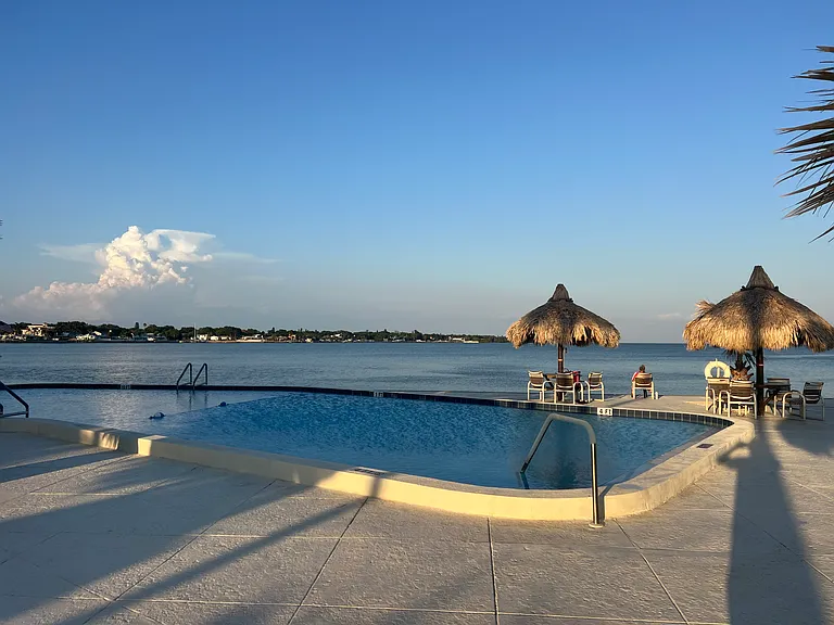7200 Sunshine Skyway Ln S #15 — Photo 8