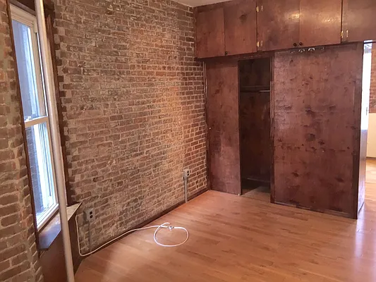 Rented by Urban Real Estate Inc | media 5