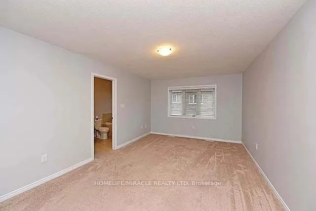 53 Baffin Cres — Photo 13