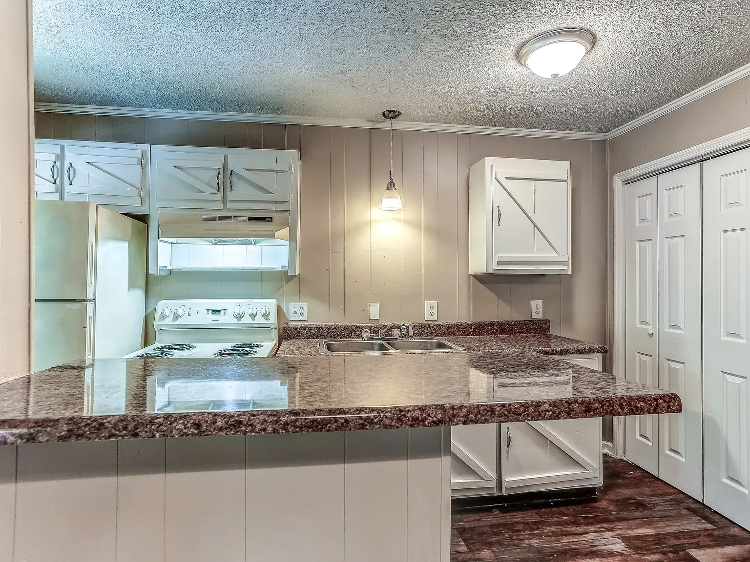 Bellwood Trace Apartments, LLC — Photo 2
